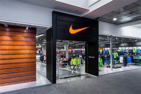 maartabel nike|Nike Factory Stores.